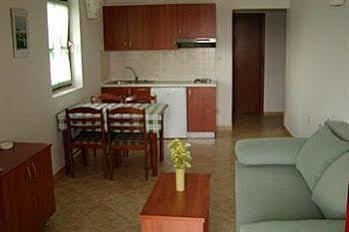 Adria Apartments บีโอกราดนาโมรู ภายนอก รูปภาพ